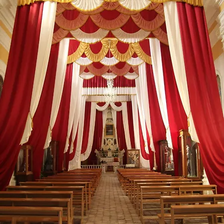 アパート Borgo Petelia, Casa Mannarino, Lucrezia