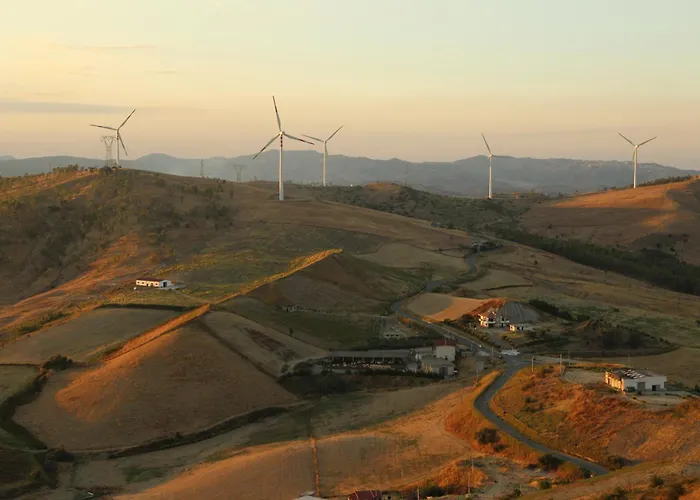Borgo Petelia, Casa Mannarino, Lucrezia * 斯特龙戈利